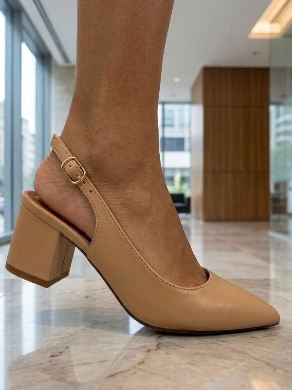 NWT Bonnibel Nude Pointed Toe Slingback Block Heels